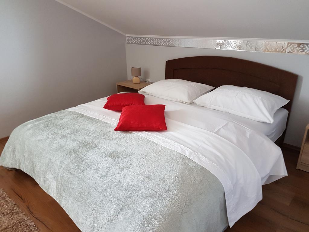 Apartments Suzana Novi Vinodolski Ngoại thất bức ảnh